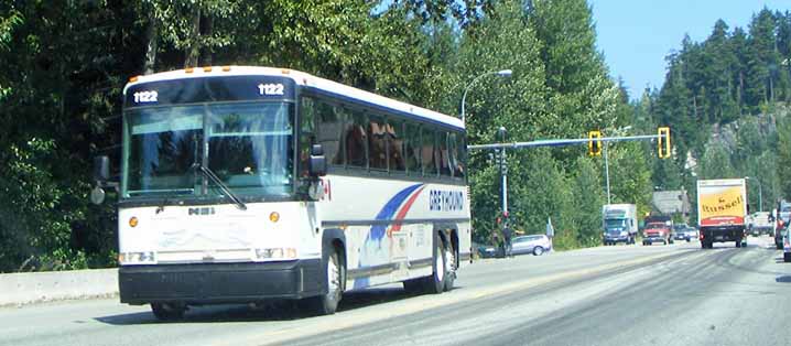 Greyhound Canada MCI 102-DL3 1122